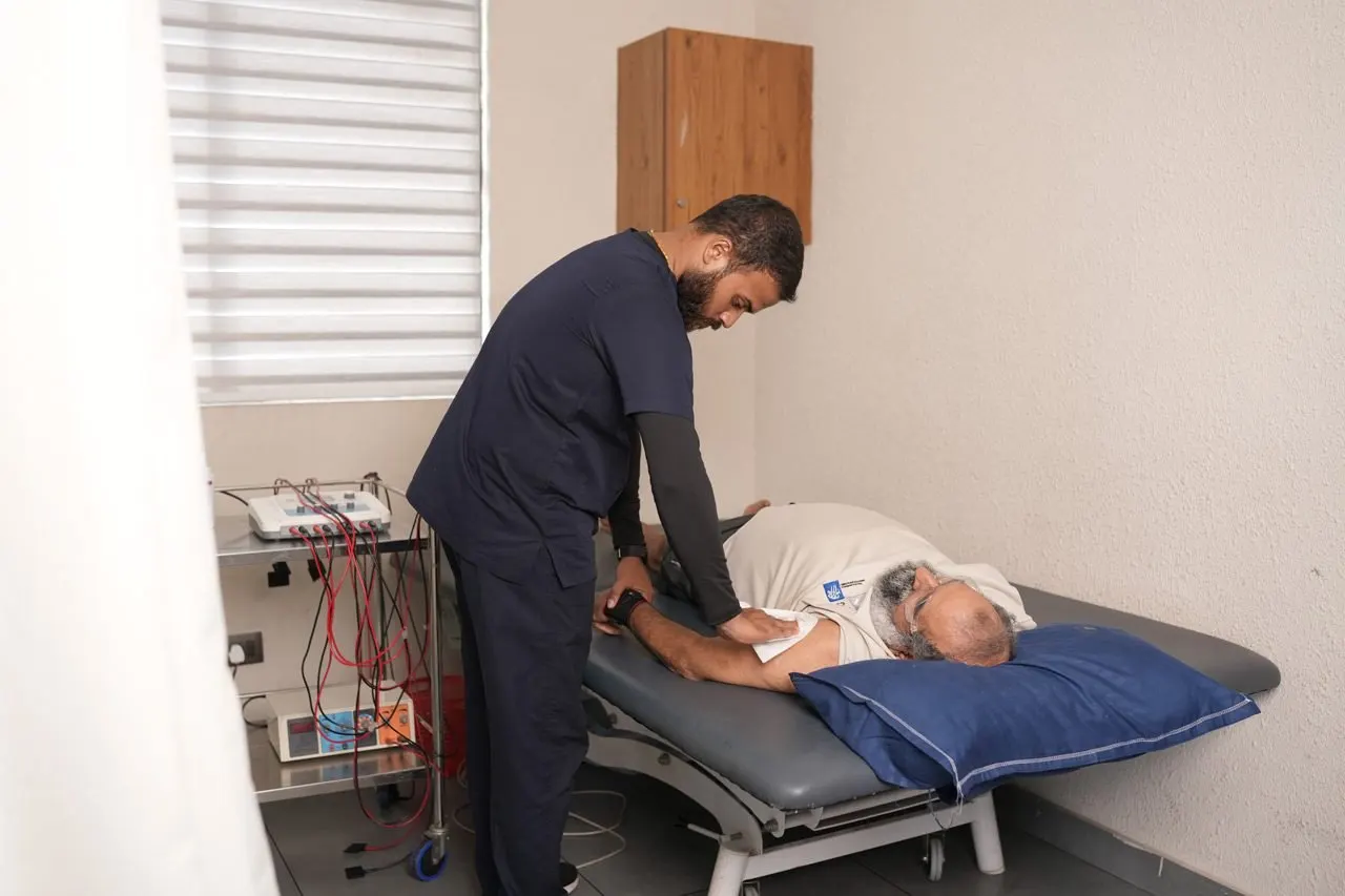 Electrotherapy unit